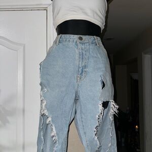 Women’s Distressed Jean